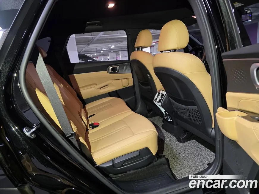 Kia Sorento — фото 5