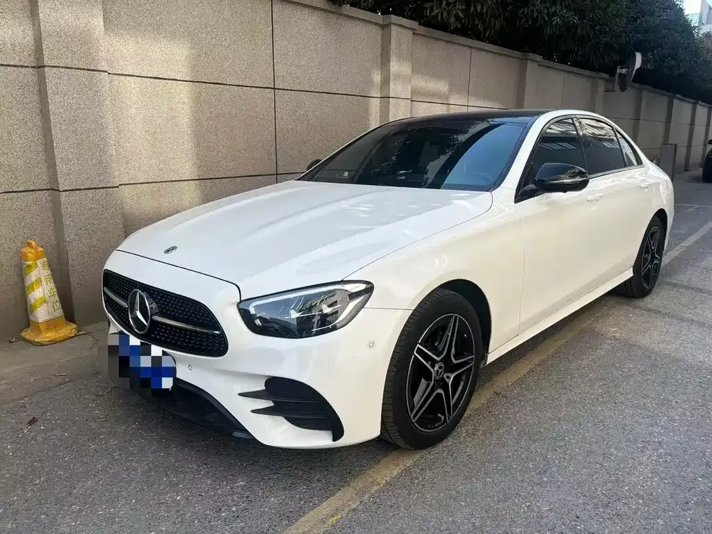 Mercedes-Benz E-Class (Import) — фото 1