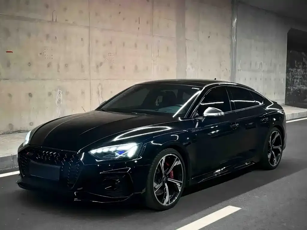Audi RS 5 — фото 1