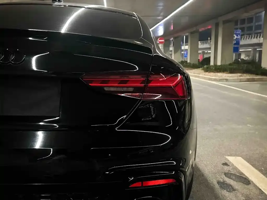 Audi RS 5 — фото 10