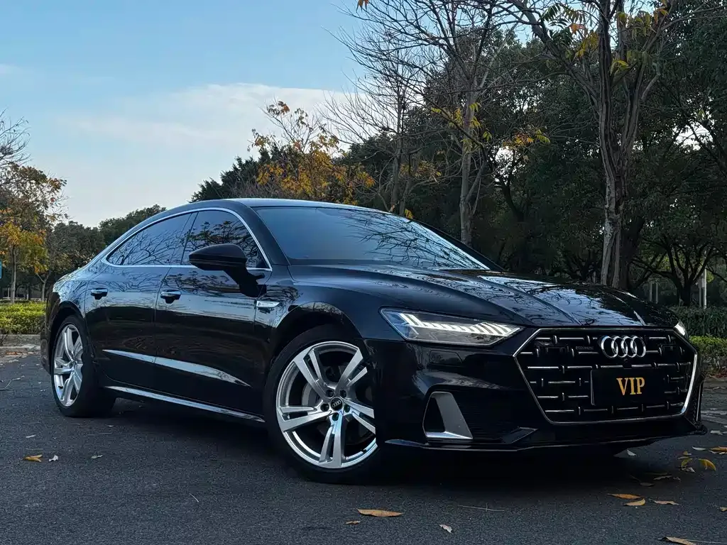 Audi A7L — фото 2