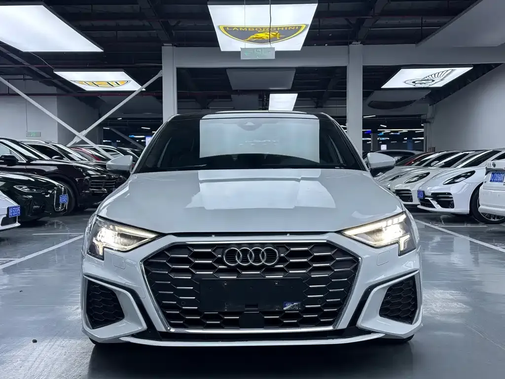 Audi A3 — фото 2