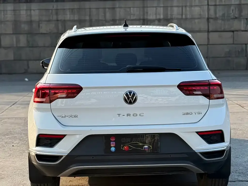 Volkswagen T-Roc — фото 4
