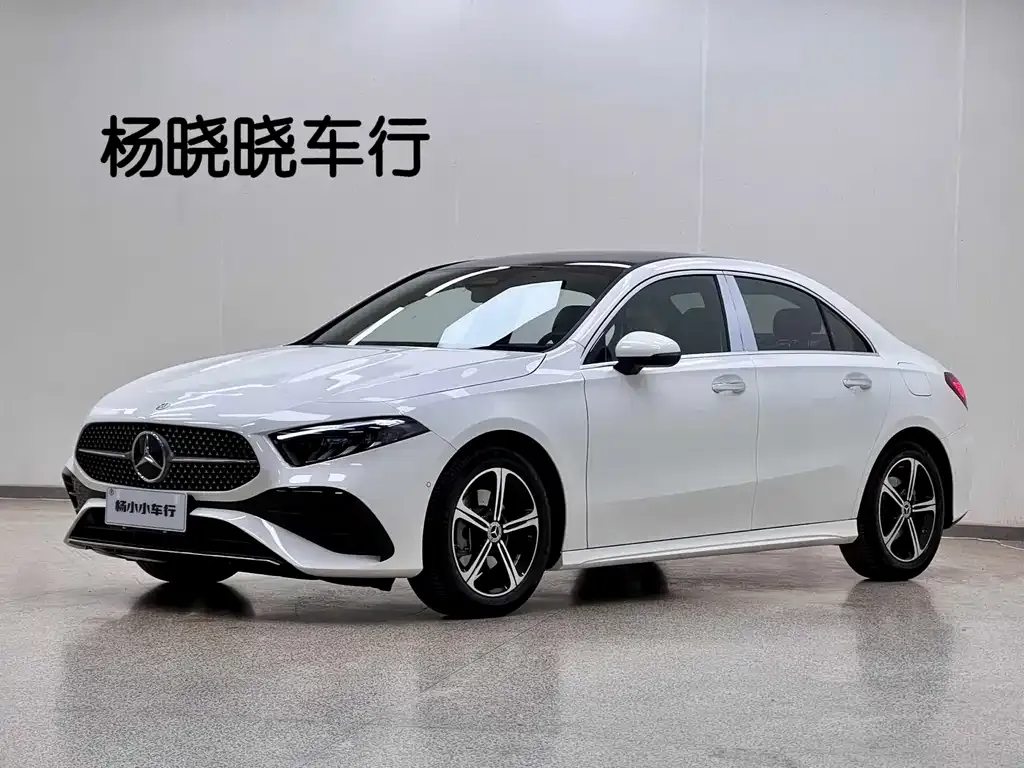 Mercedes-Benz A-Class — фото 1