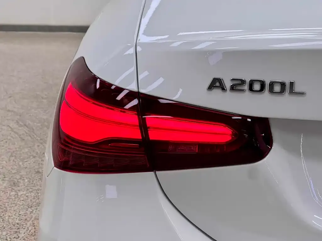Mercedes-Benz A-Class — фото 10