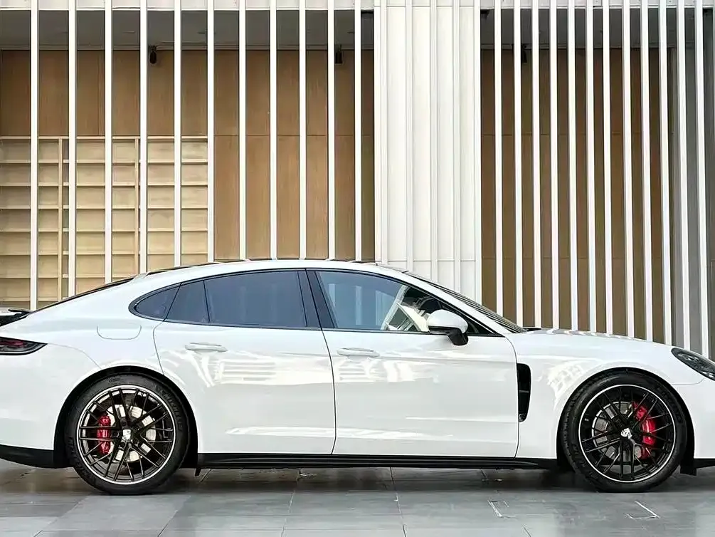 Porsche Panamera — фото 2