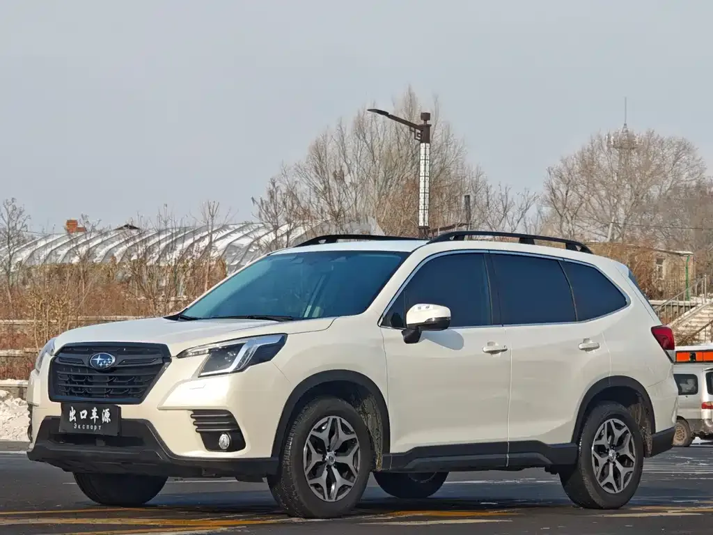 Subaru Forester — фото 4
