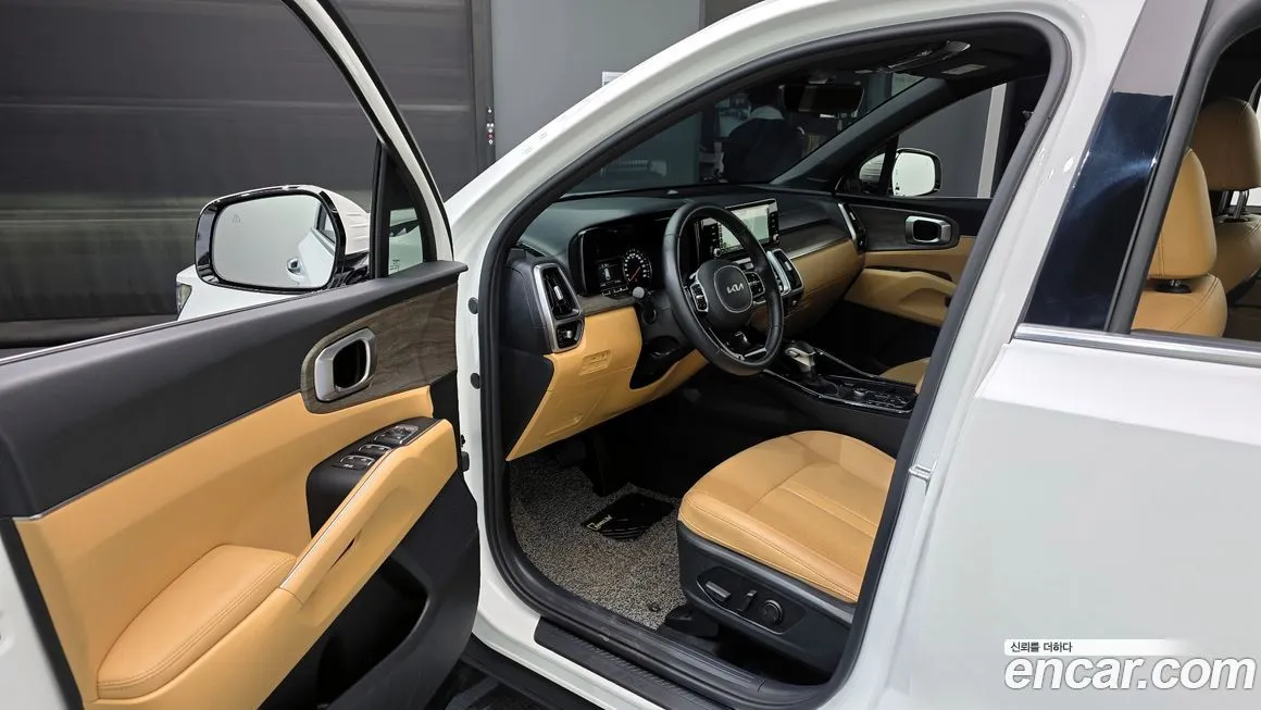 Kia Sorento — фото 10