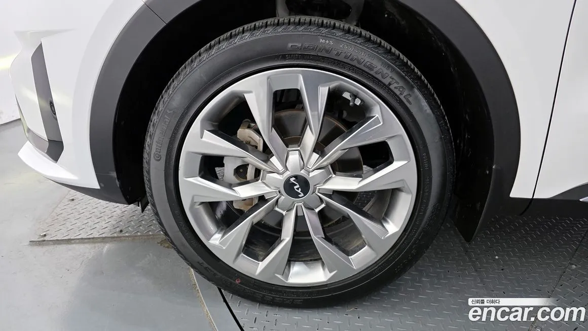 Kia Sorento — фото 5