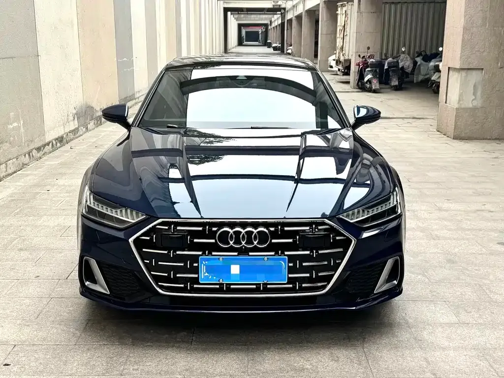 Audi A7L — фото 2