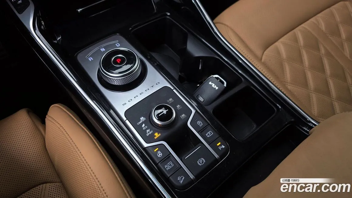 Kia Sorento — фото 9