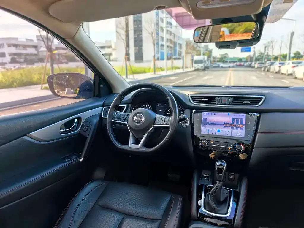 Nissan Qashqai — фото 4