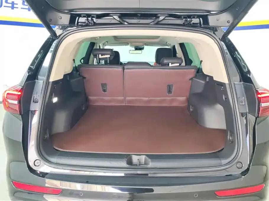 Buick Envision Plus — фото 5
