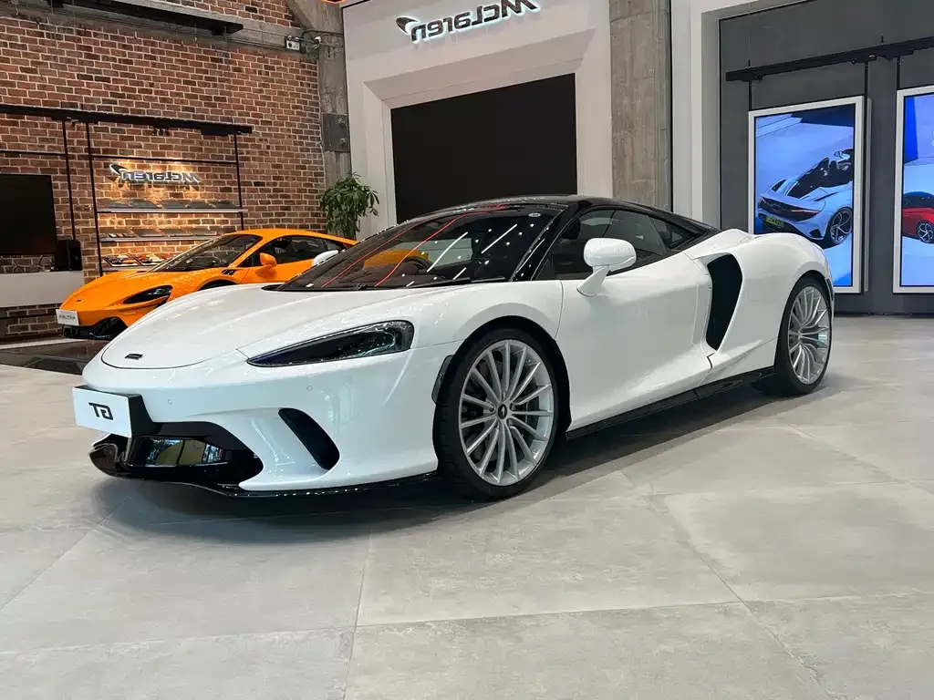 McLaren GT — фото 1
