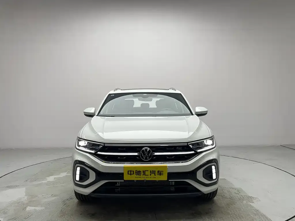 Volkswagen T-Roc — фото 2