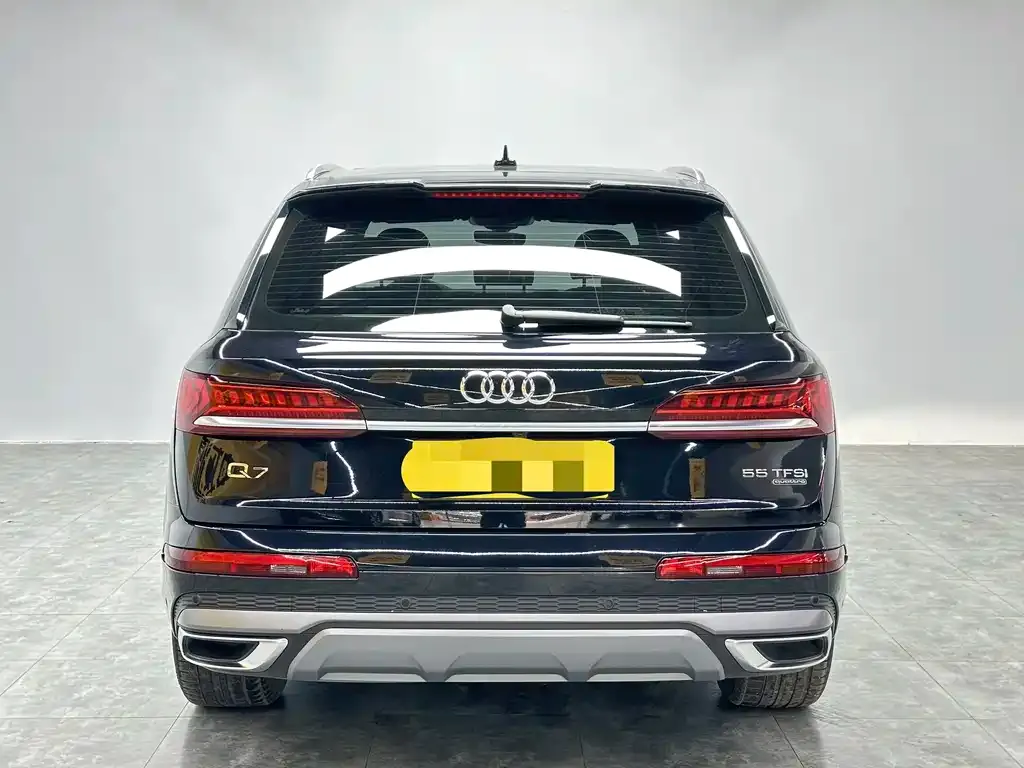 Audi Q7 — фото 5