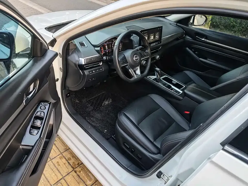 Nissan Teana — фото 3