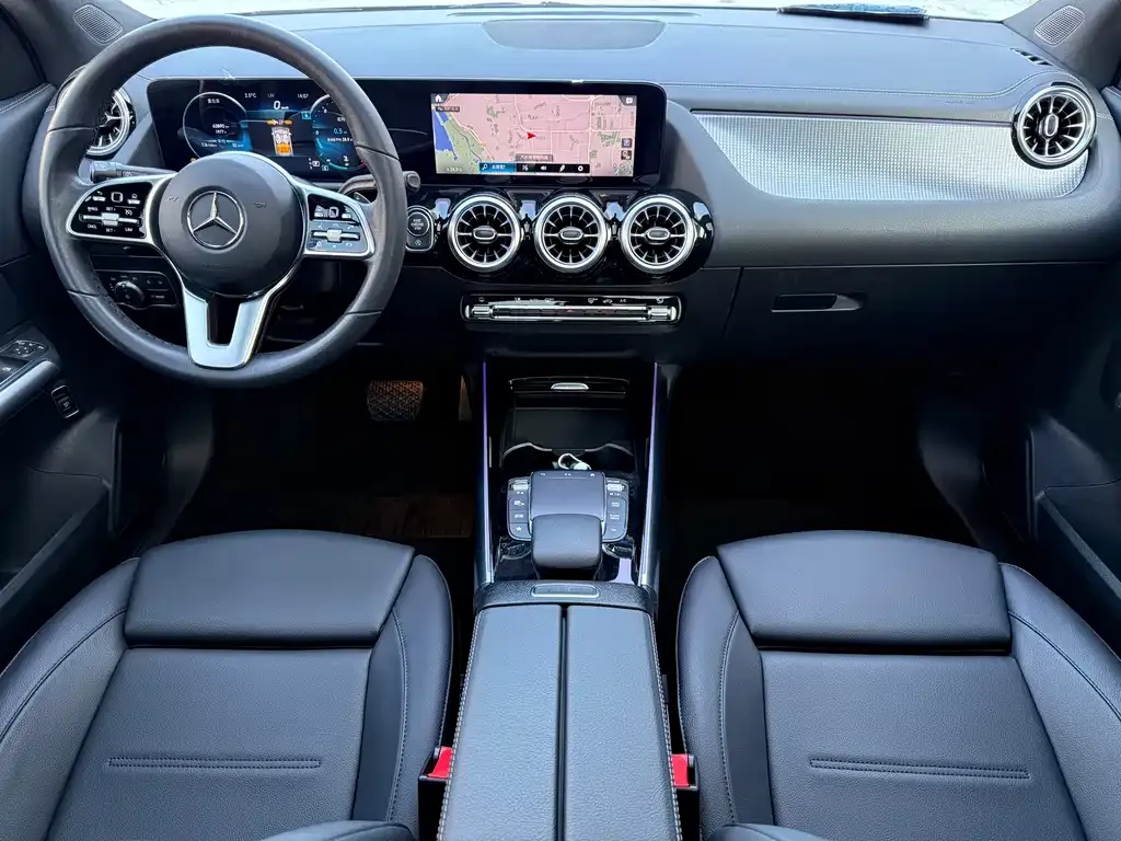 Mercedes-Benz GLA — фото 9