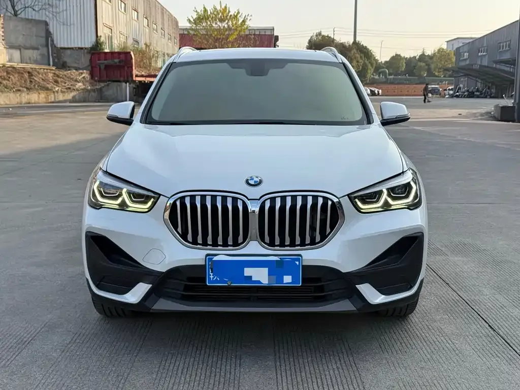 BMW X1 — фото 4