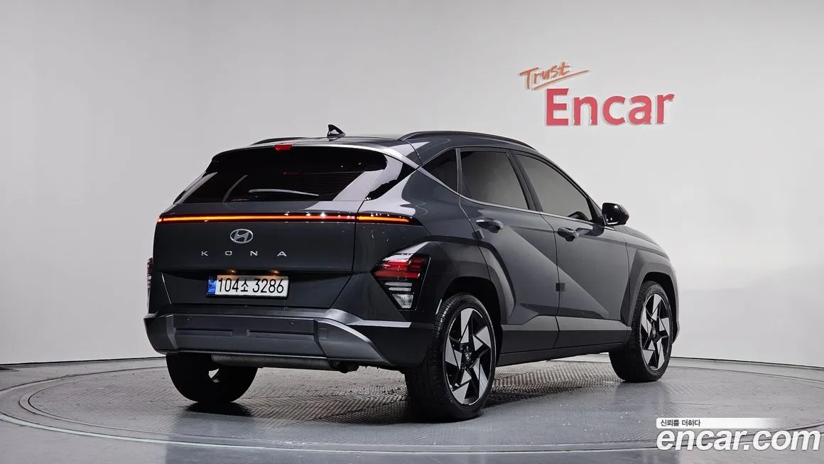 Hyundai Kona — фото 2
