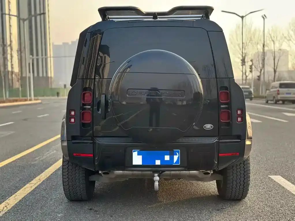 Land Rover Defender — фото 9