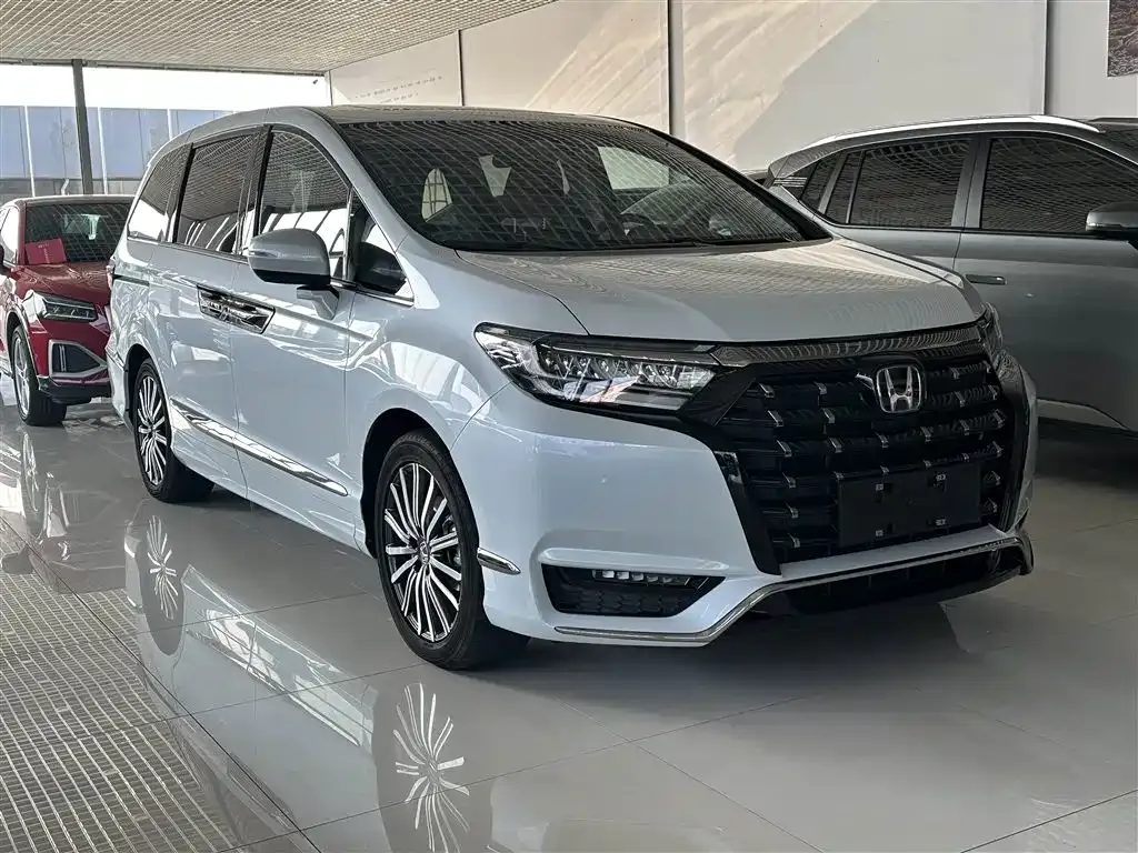 Honda Elysion — фото 7