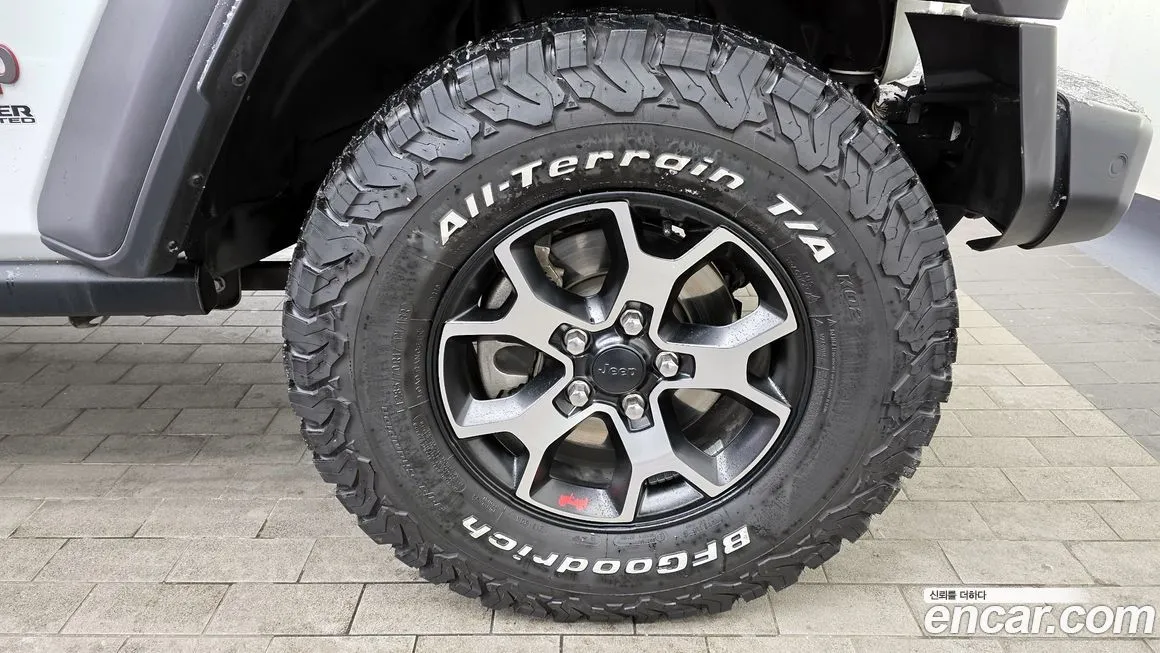 Jeep Wrangler — фото 3