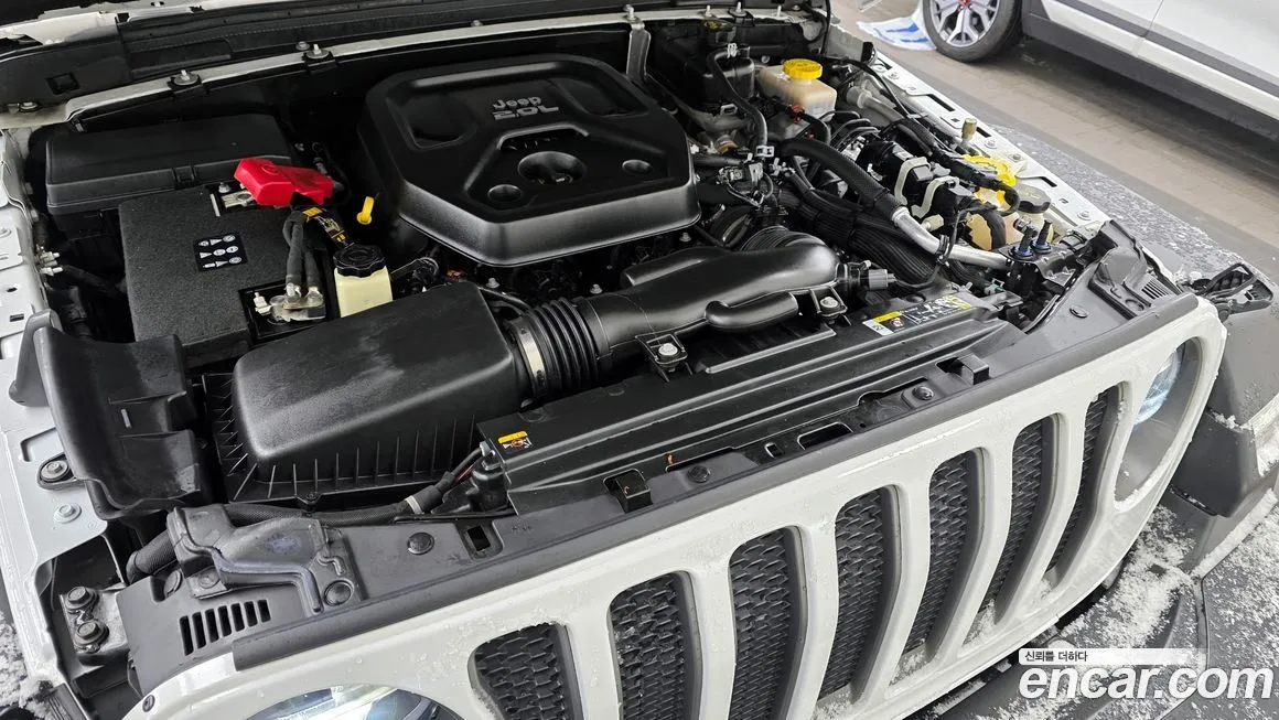 Jeep Wrangler — фото 10