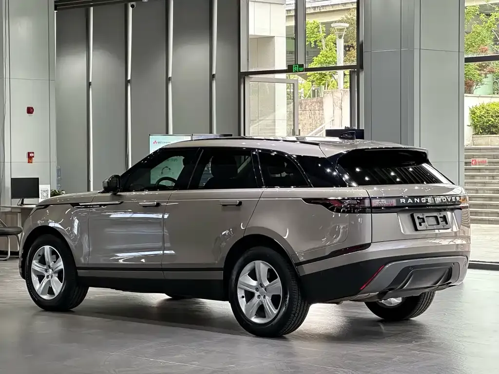 Land Rover Velar — фото 9