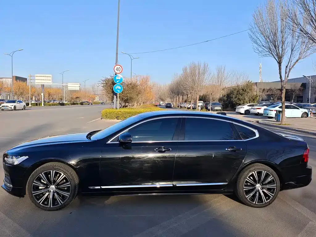Volvo S90 — фото 10