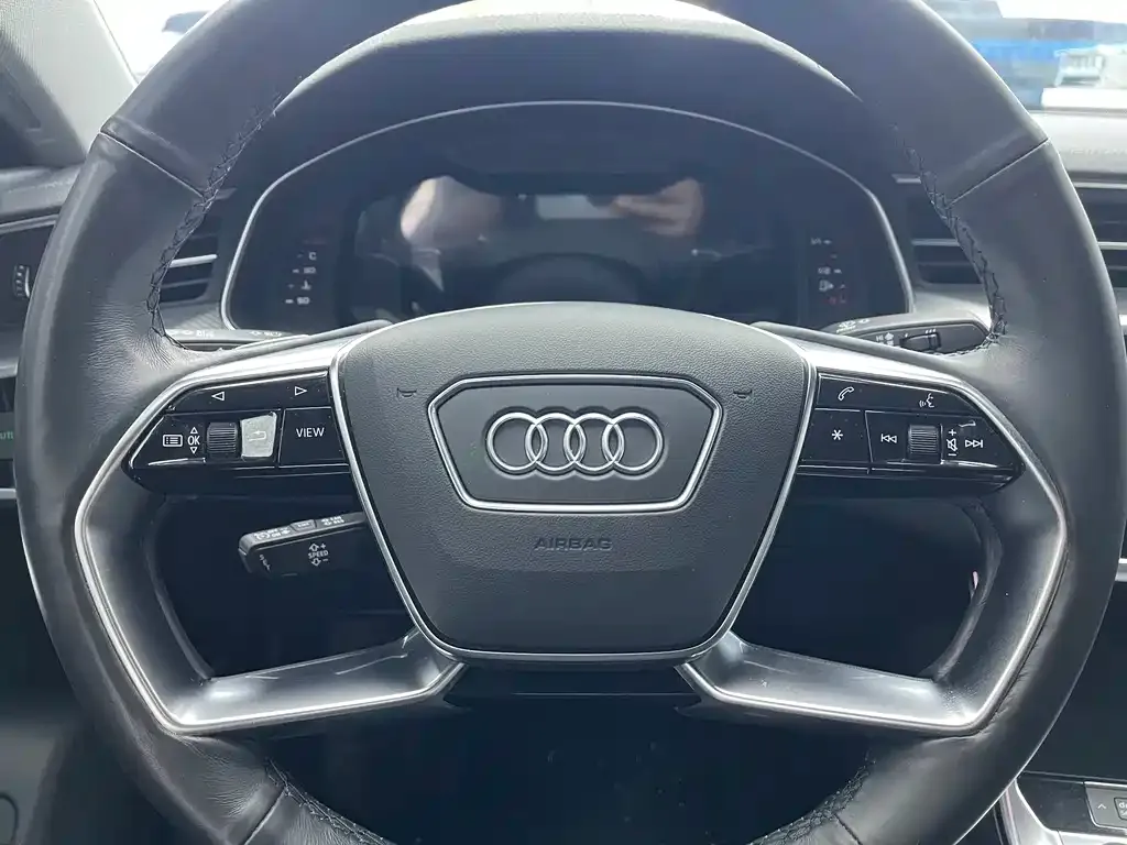 Audi A7L — фото 3