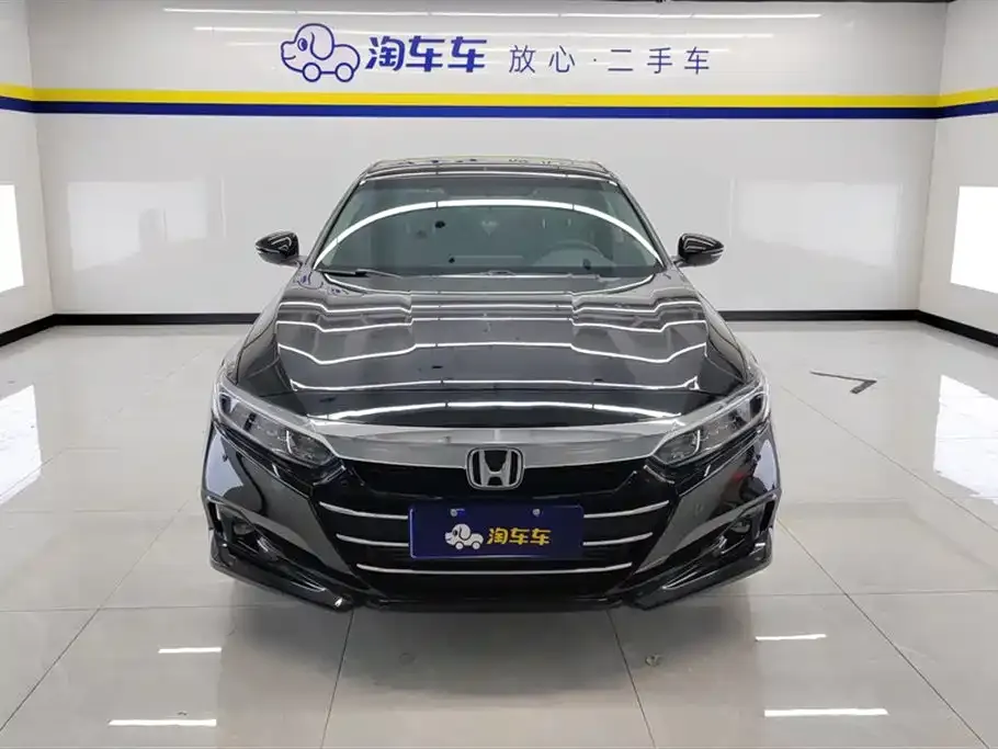 Honda Accord — фото 7