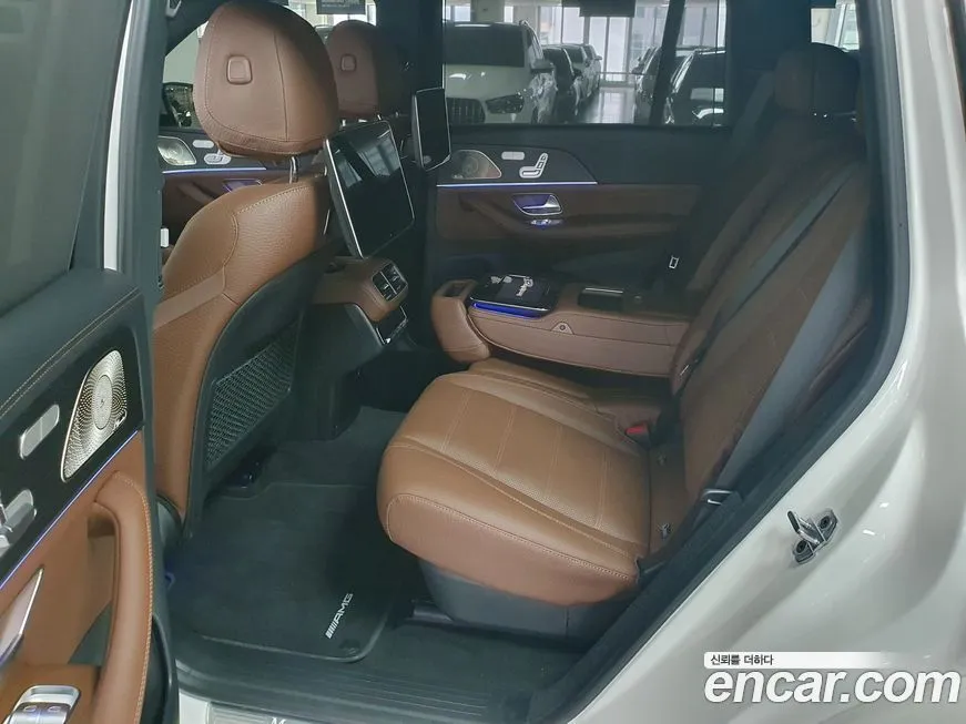 Mercedes-Benz GLS-Class — фото 10