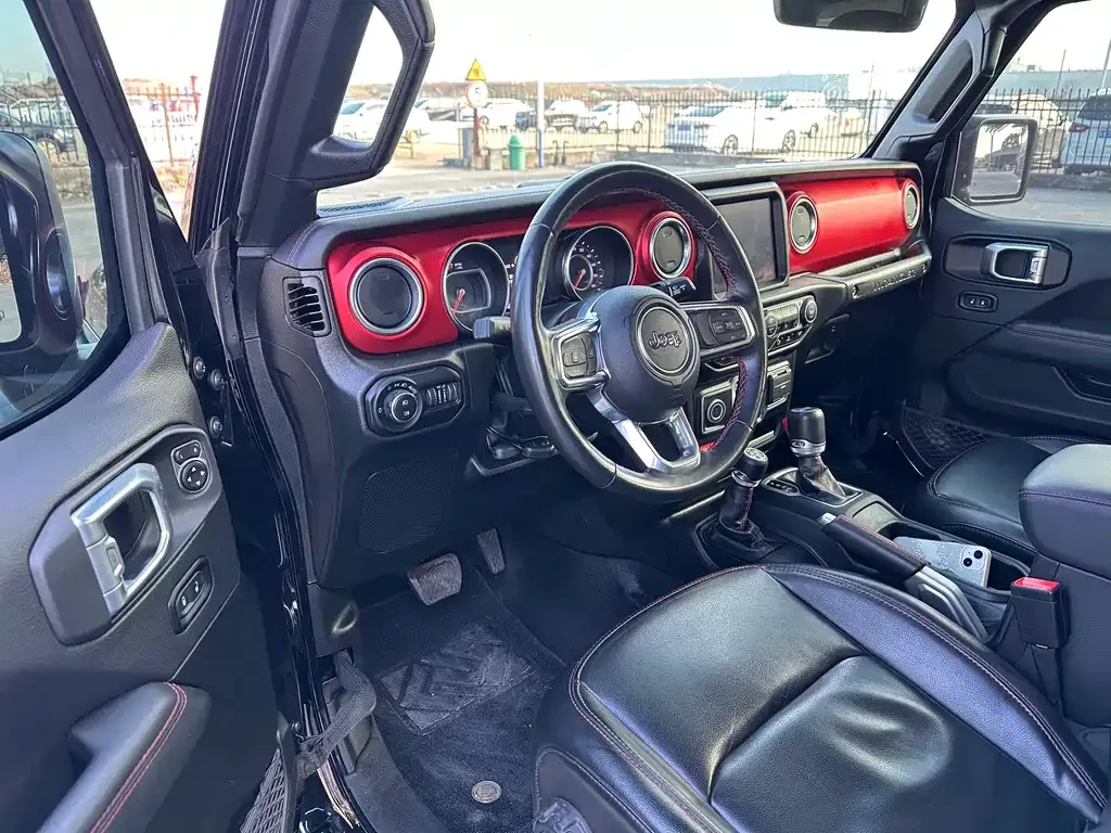 Jeep Wrangler — фото 3
