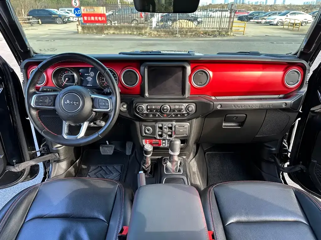 Jeep Wrangler — фото 4