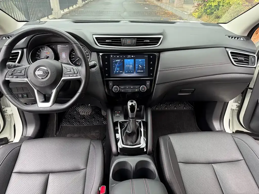 Nissan Qashqai — фото 5