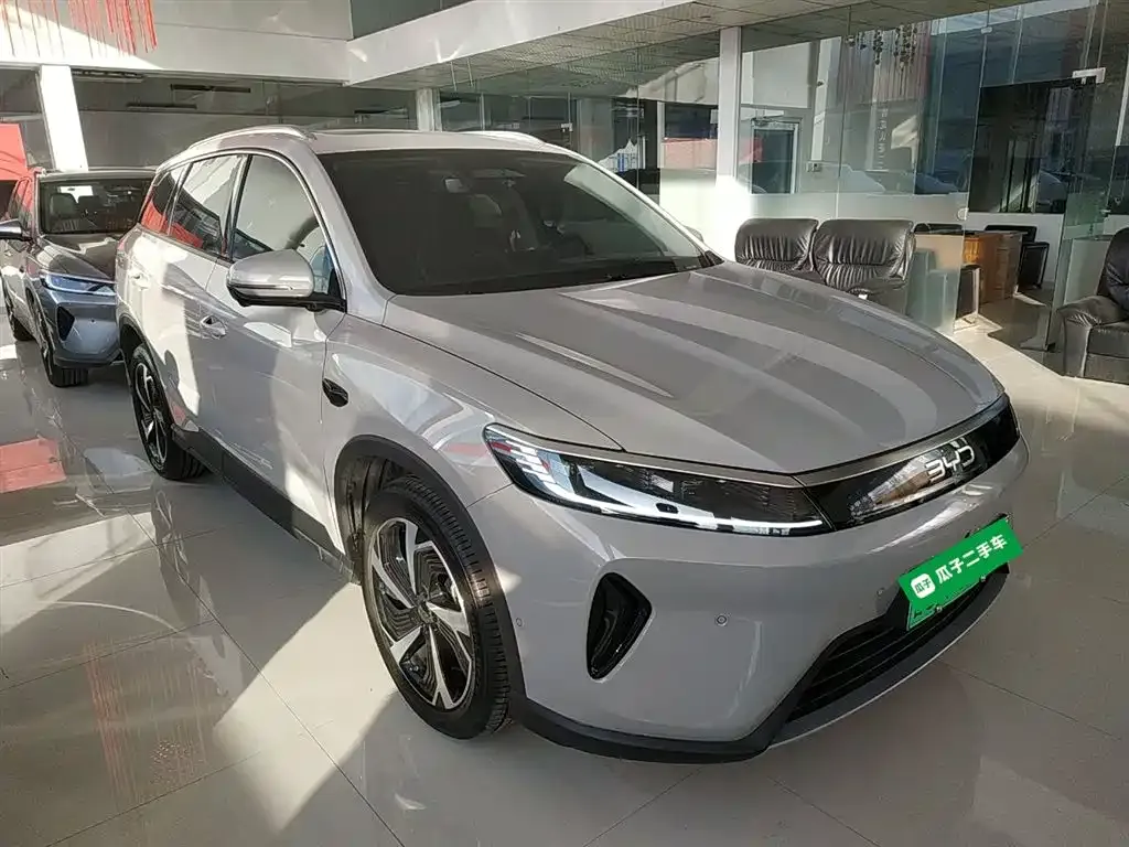 BYD Seal 05 DM-i — фото 8