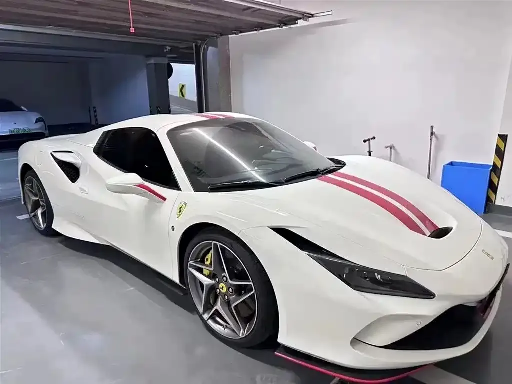 Ferrari F8 — фото 3
