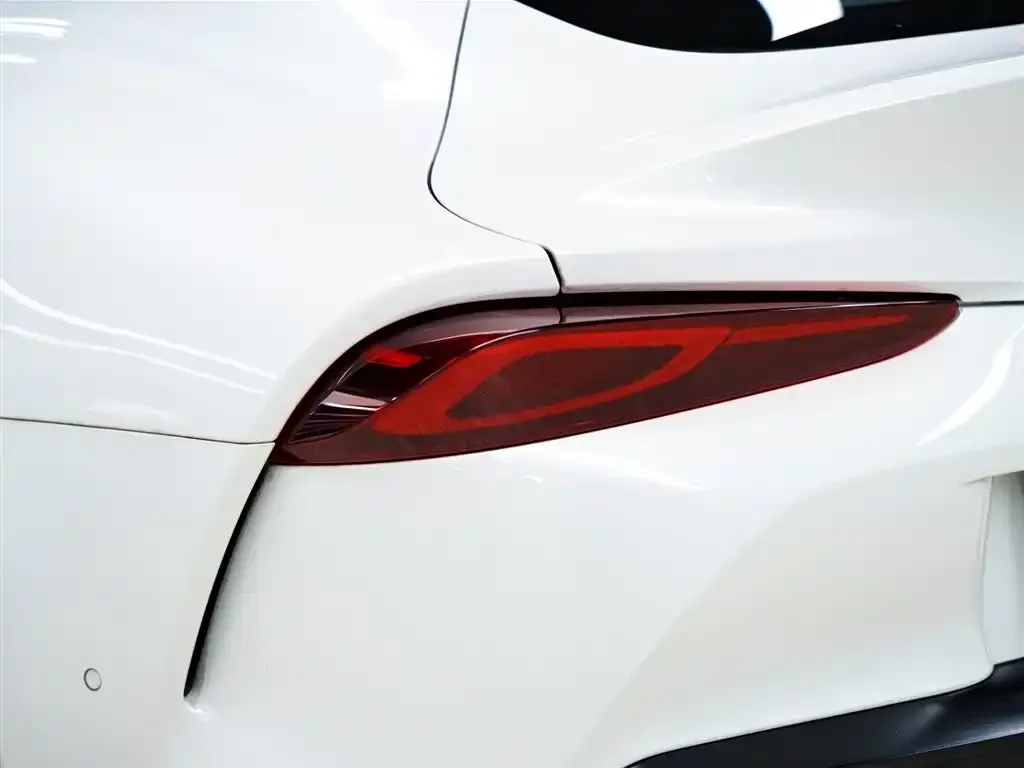 Toyota Supra — фото 2
