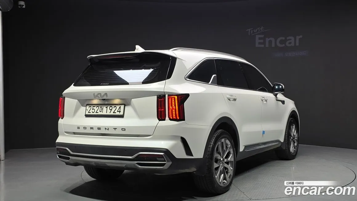 Kia Sorento — фото 2