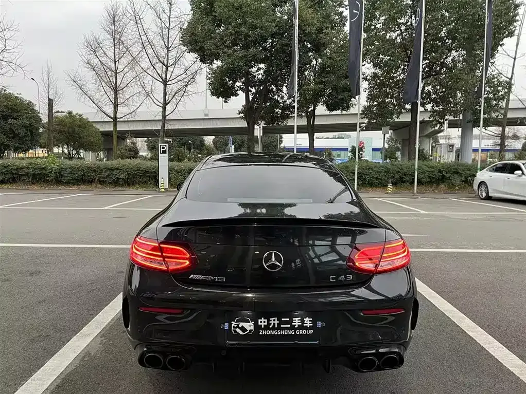 Mercedes-Benz C-Class AMG — фото 10