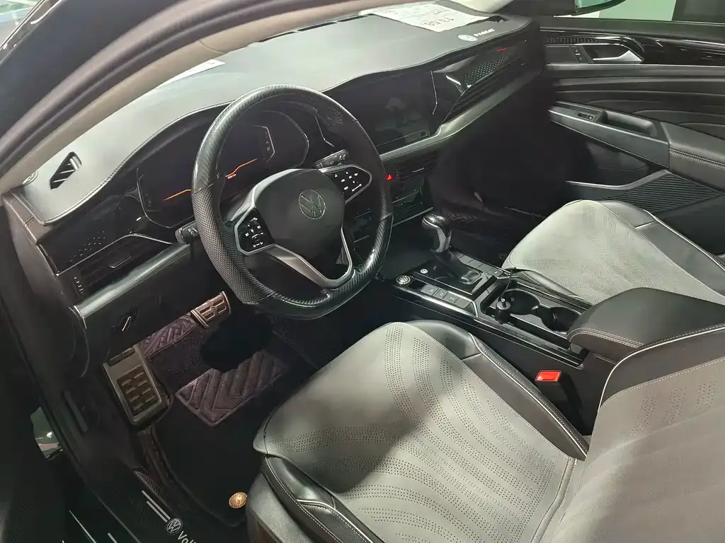 Volkswagen Passat — фото 8