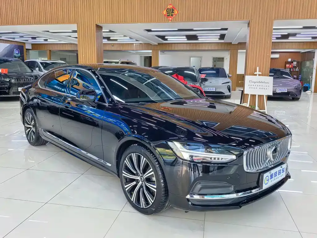 Volvo S90 — фото 3