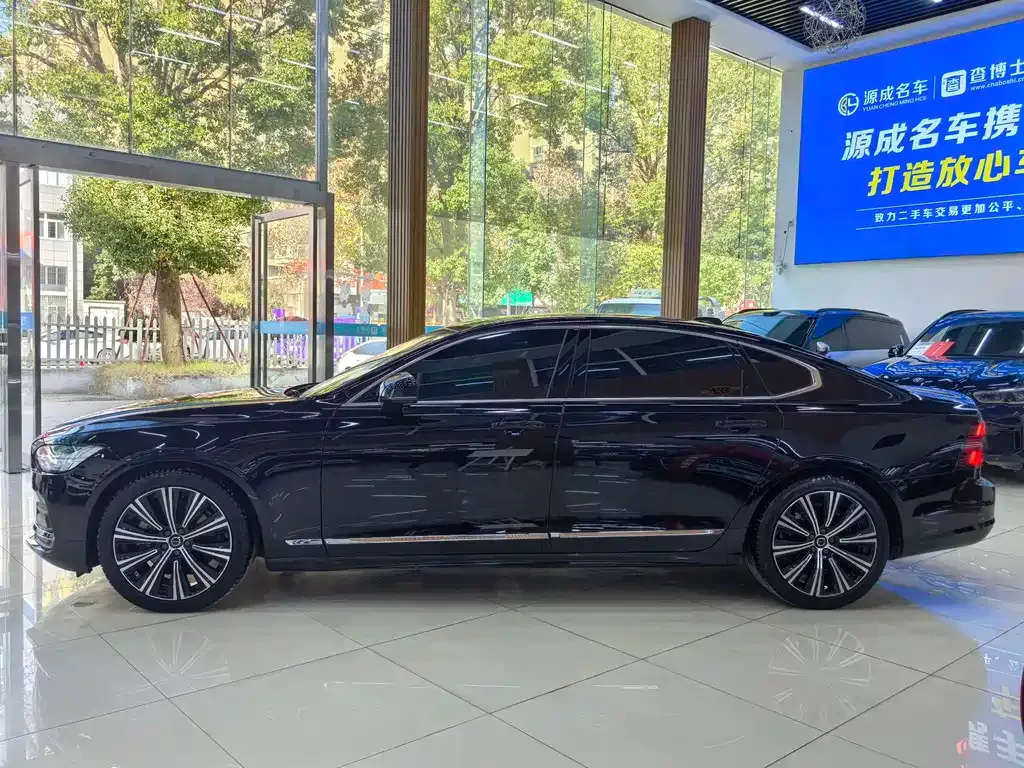 Volvo S90 — фото 9