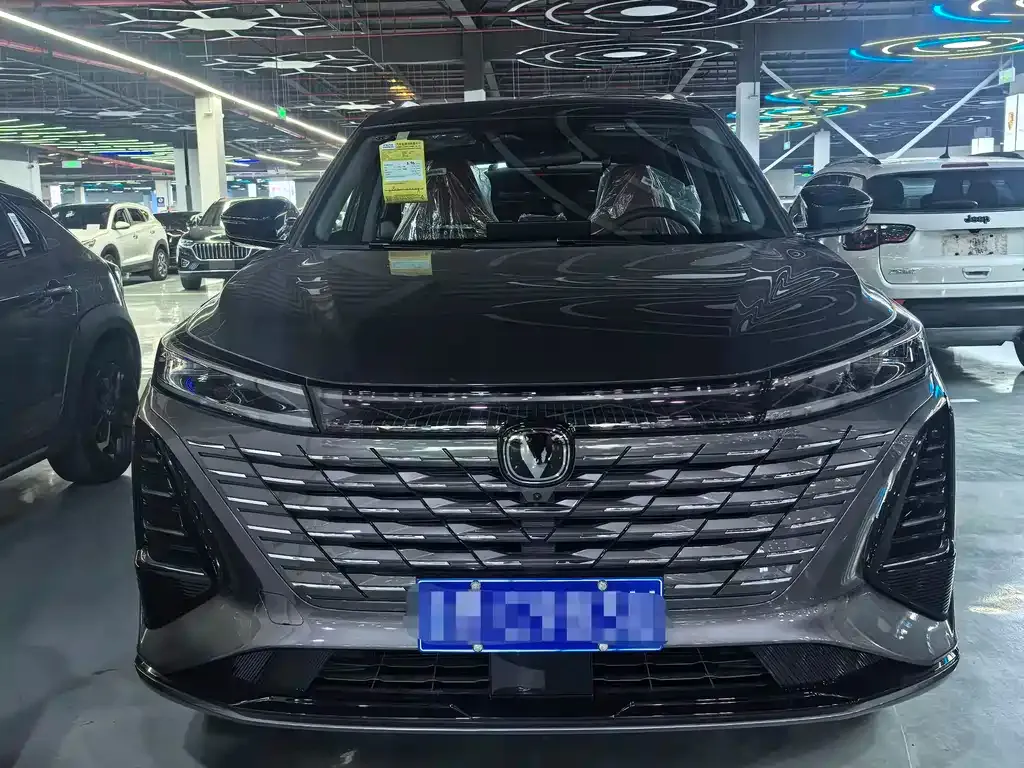 Changan CS75PLUS — фото 2