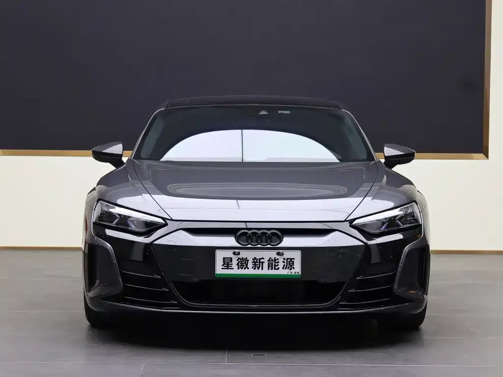 Audi RS e-tron GT — фото 2
