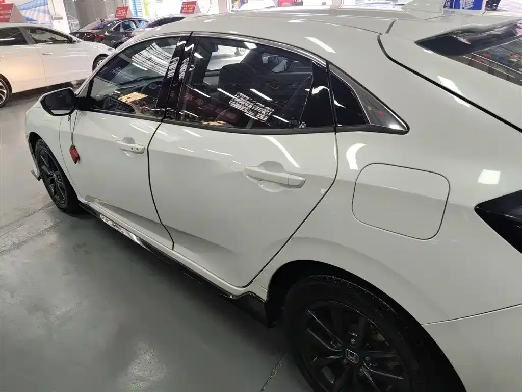 Honda Civic — фото 5