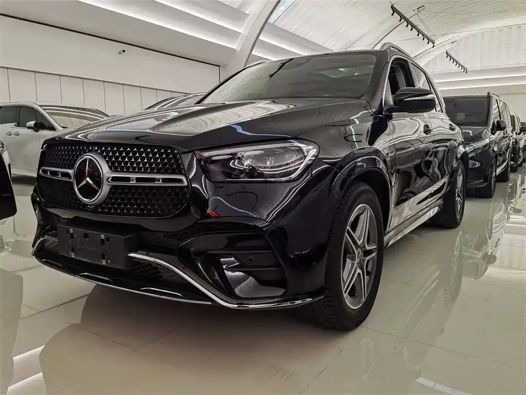 Mercedes-Benz GLE — фото 1