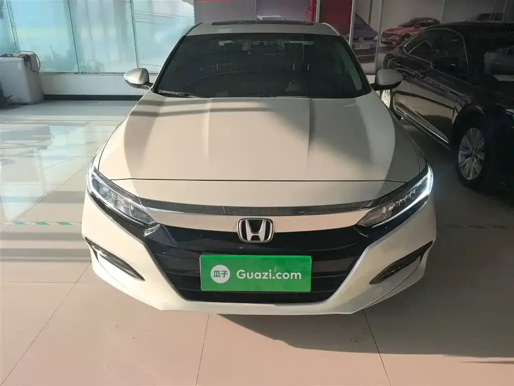Honda Accord — фото 3