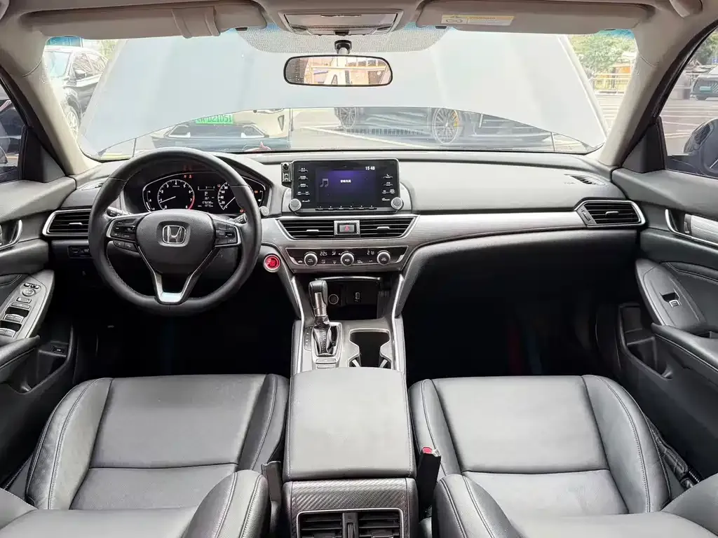 Honda Accord — фото 3